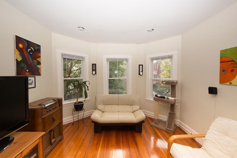 Building Photo - 102 Franklin St