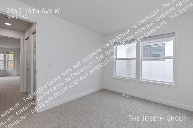 Building Photo - 2842 14th Ave W