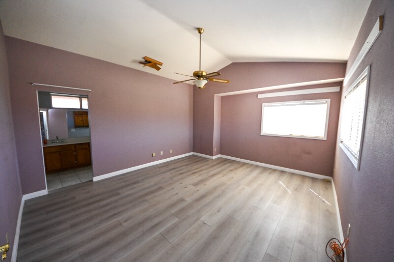 Building Photo - 25708 Oak Ct