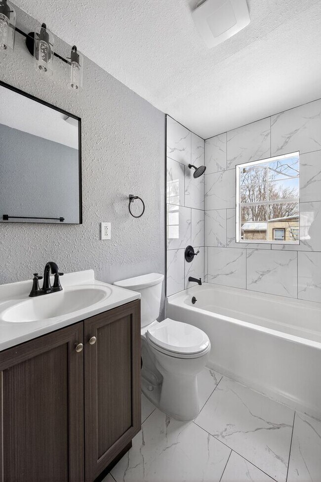 Building Photo - For Rent – 3 Bedroom Home | Section 8 Welcome