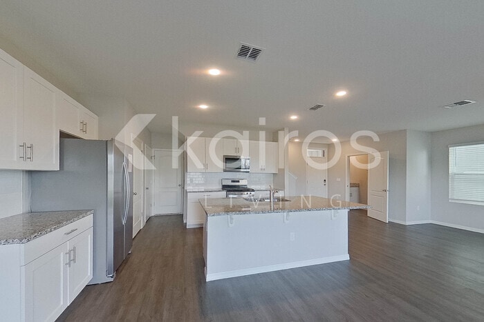 Building Photo - 32133 Katelin Cir