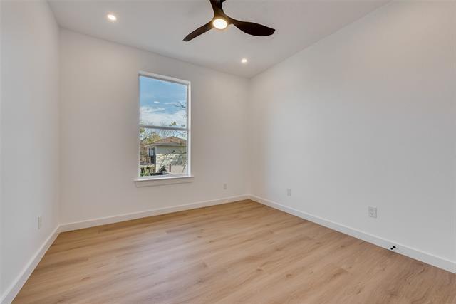 Building Photo - 632 Melba St