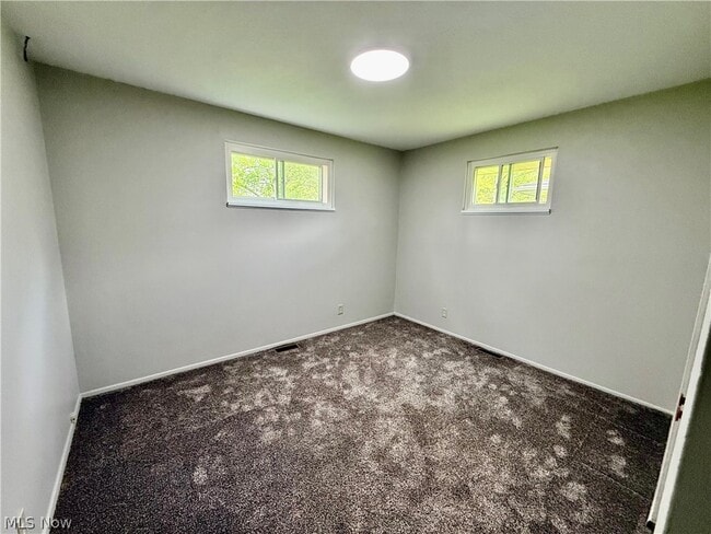 Building Photo - 9214 Blueberry Ln