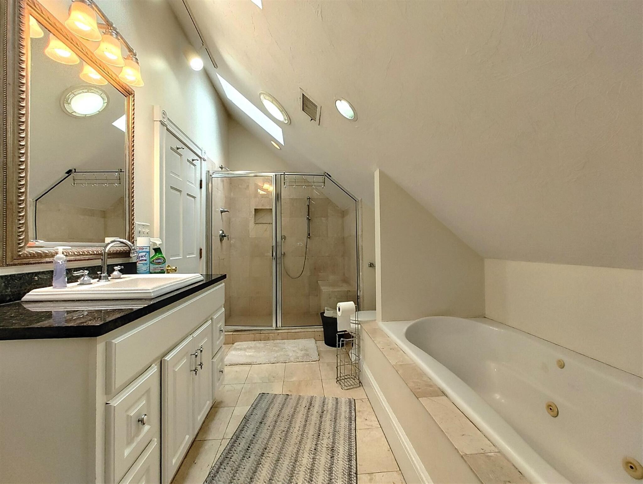 Building Photo - 207 Boston Ave