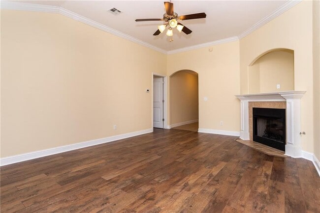 Building Photo - 2804 S C St