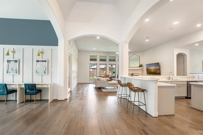 Building Photo - 12310 May Pop Path