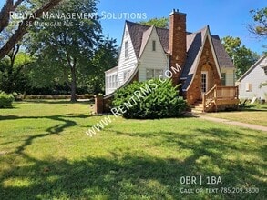 Building Photo - 2737 SE Michigan Ave