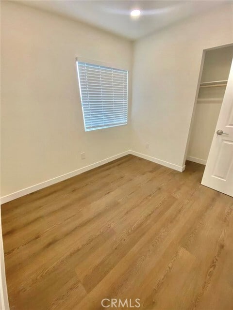 Building Photo - 920 W Olive Ave