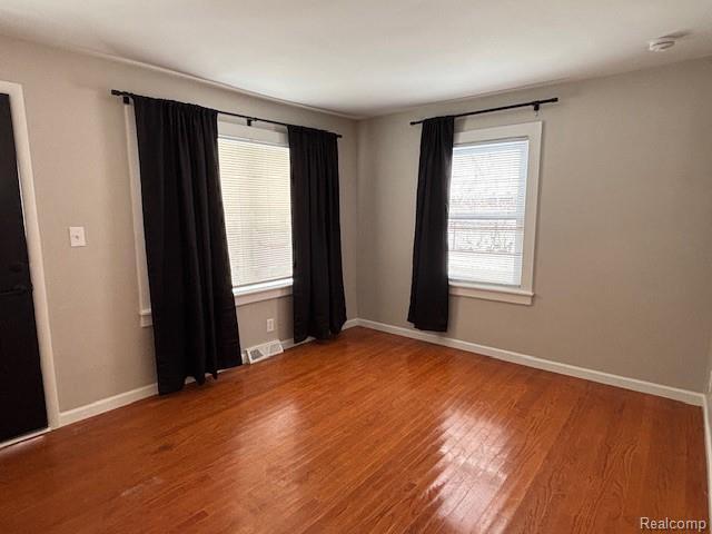 Building Photo - 2850 Oldsmobile Ave