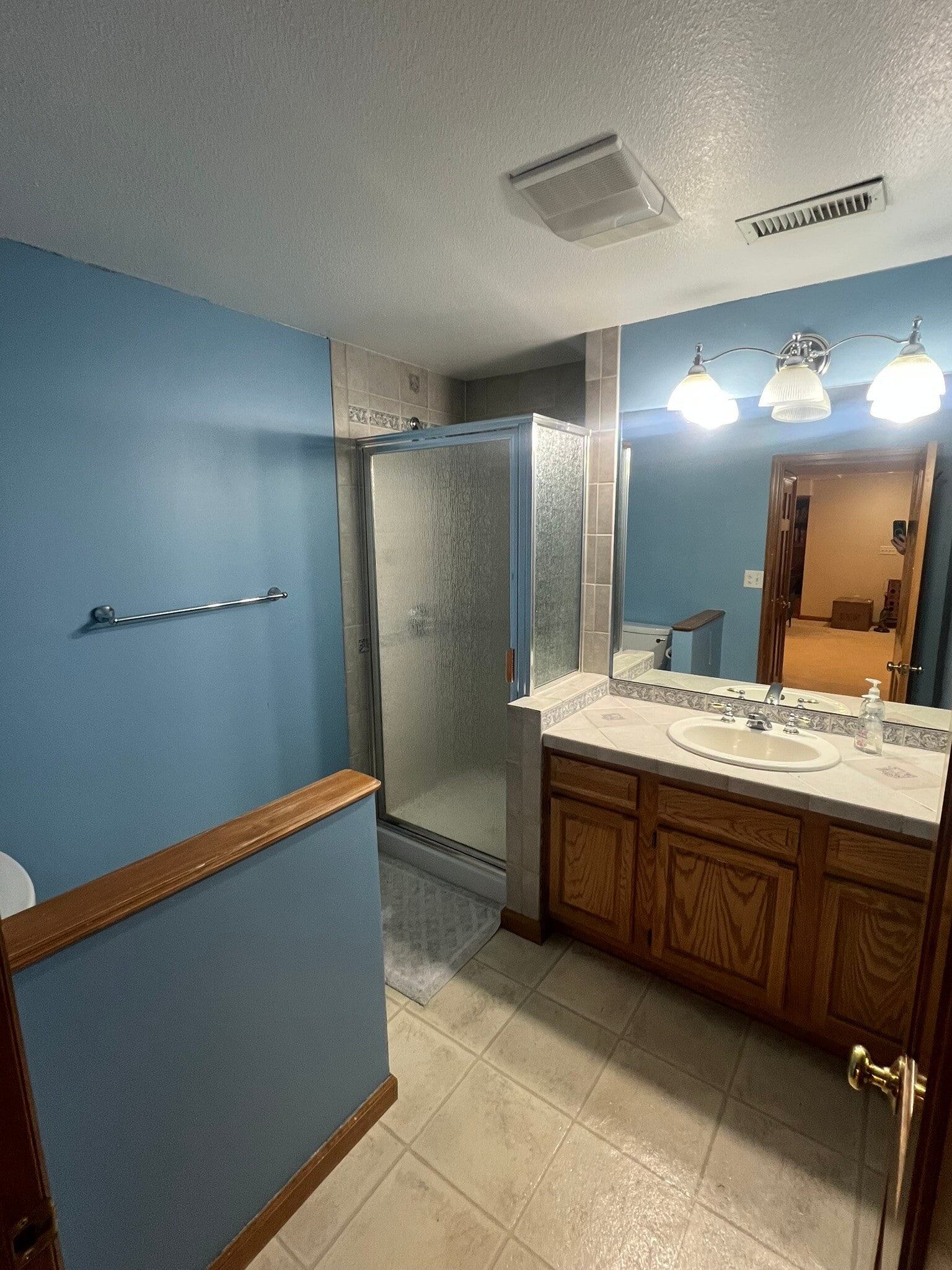 Building Photo - 7710 S Hickory Pl