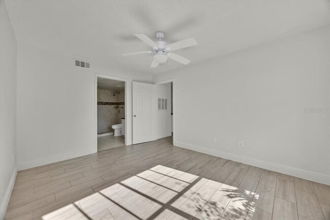 Building Photo - 2212 Grand Cayman Ct