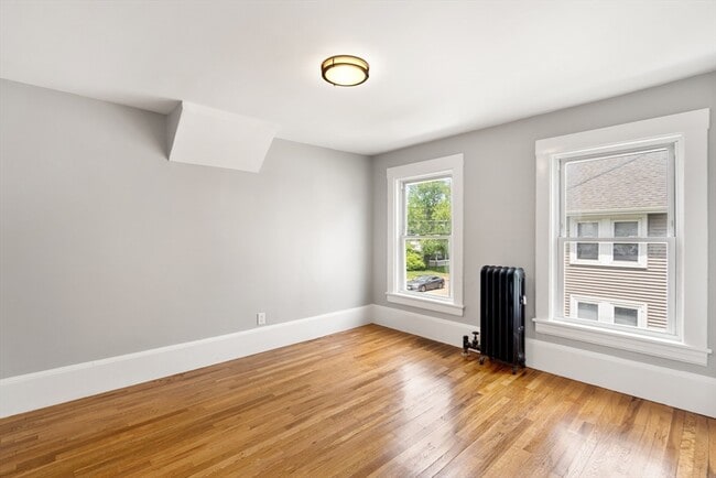 Building Photo - 21 Hartford St