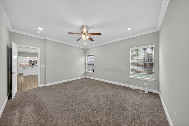 Building Photo - 584 Quartz Wy