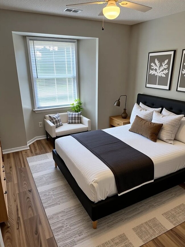 Building Photo - Charming 2BR Condo in Charlotte