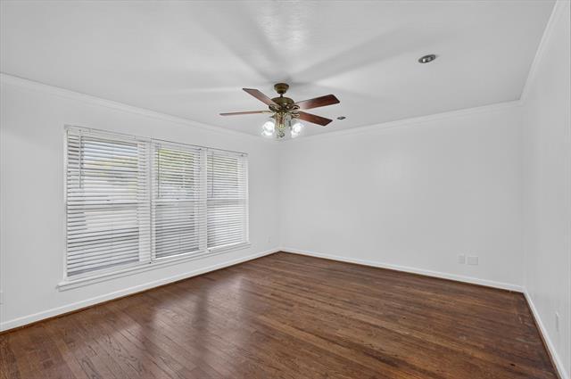 Building Photo - 2539 Highwood Dr