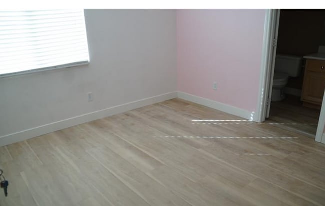 Building Photo - 5520 Anticipation Ct