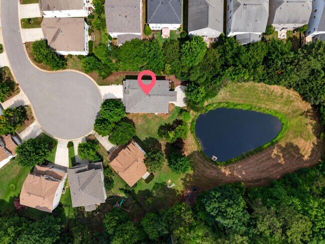 Building Photo - 4007 Jockey Club Circle