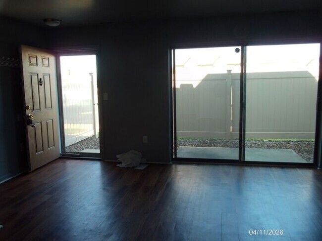 Building Photo - 50450 Bay Run N