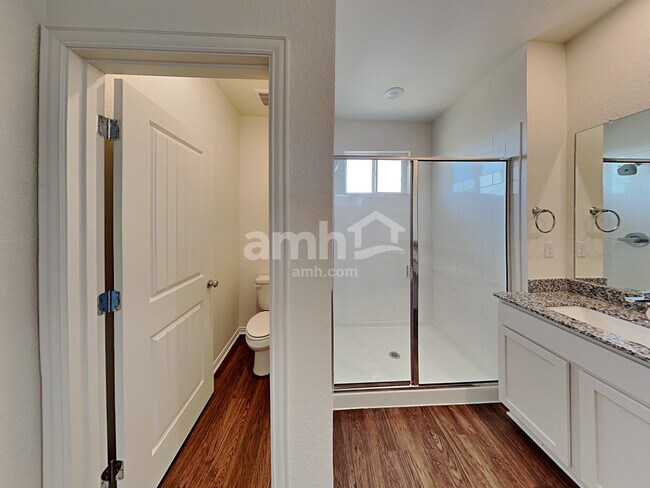 Building Photo - 340 Aspen Waters