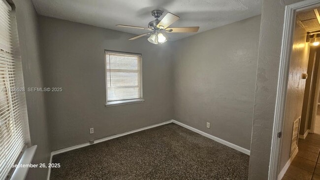 Building Photo - 2640 Garfield St