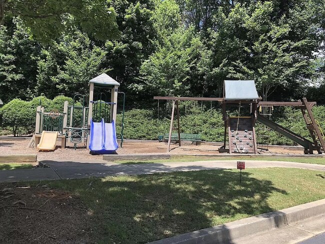 Building Photo - 4005 Weatherford Cir