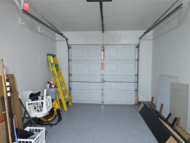 Building Photo - 137 Prairie Springs Cove