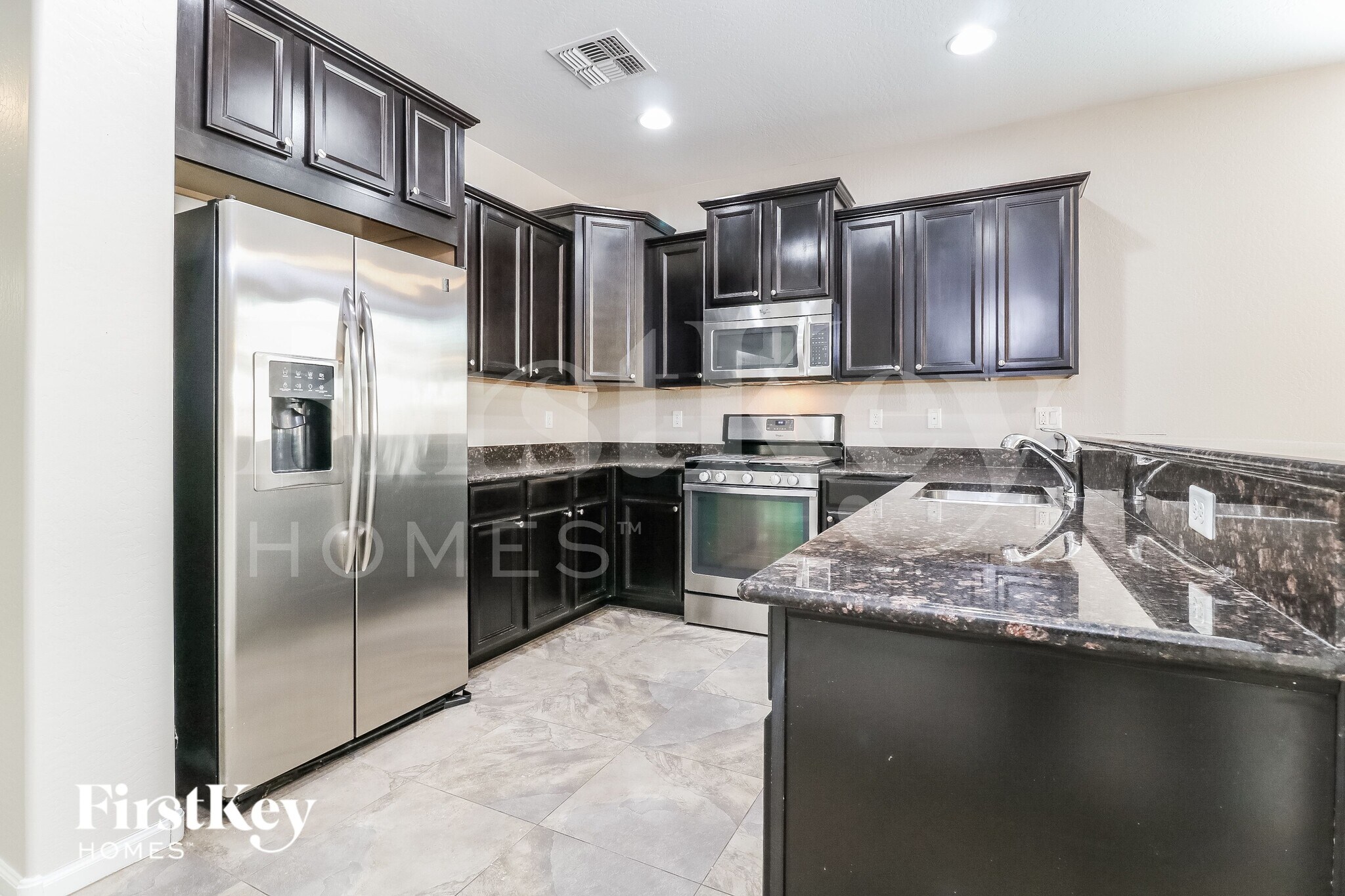 Building Photo - 17044 W Mohave St