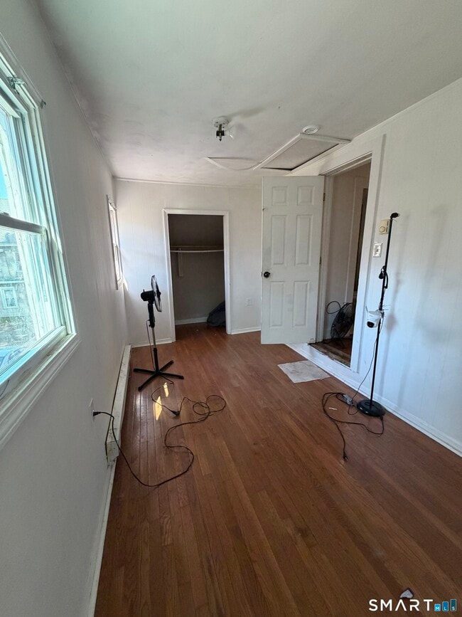 Building Photo - 65 Liberty St