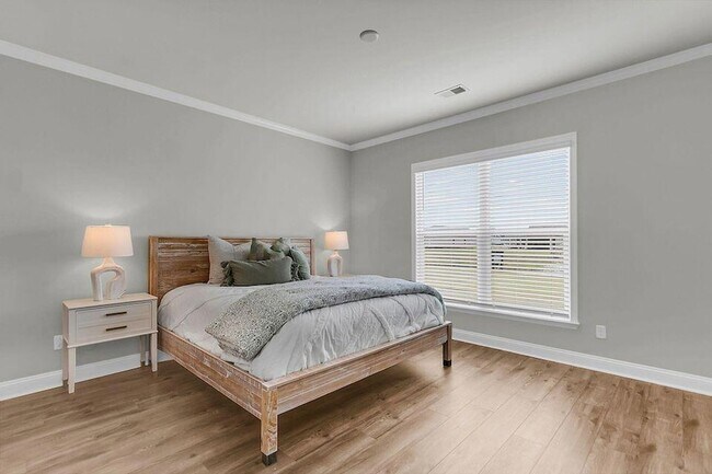 Building Photo - 214 Garden Gate Wy