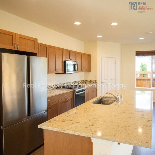 Building Photo - Beautiful 2 Bed Rambler! 55+ Community!