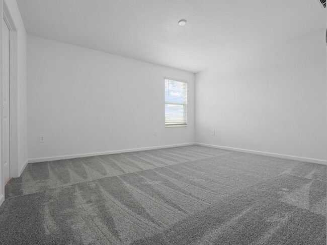 Building Photo - 571 Jett Ln