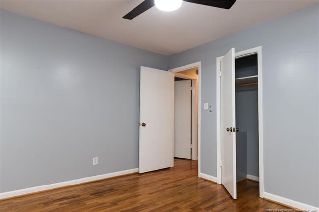 Building Photo - 3858 Red Oak Dr