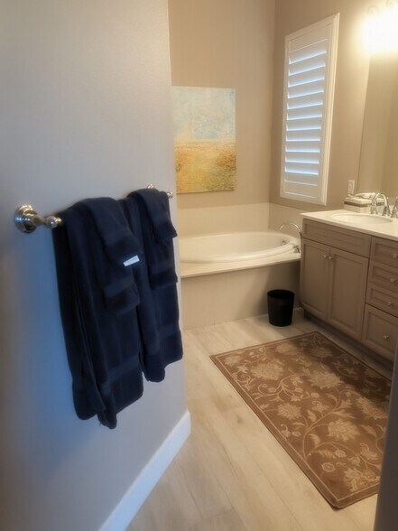 Building Photo - 81722 Camino Los Milagros