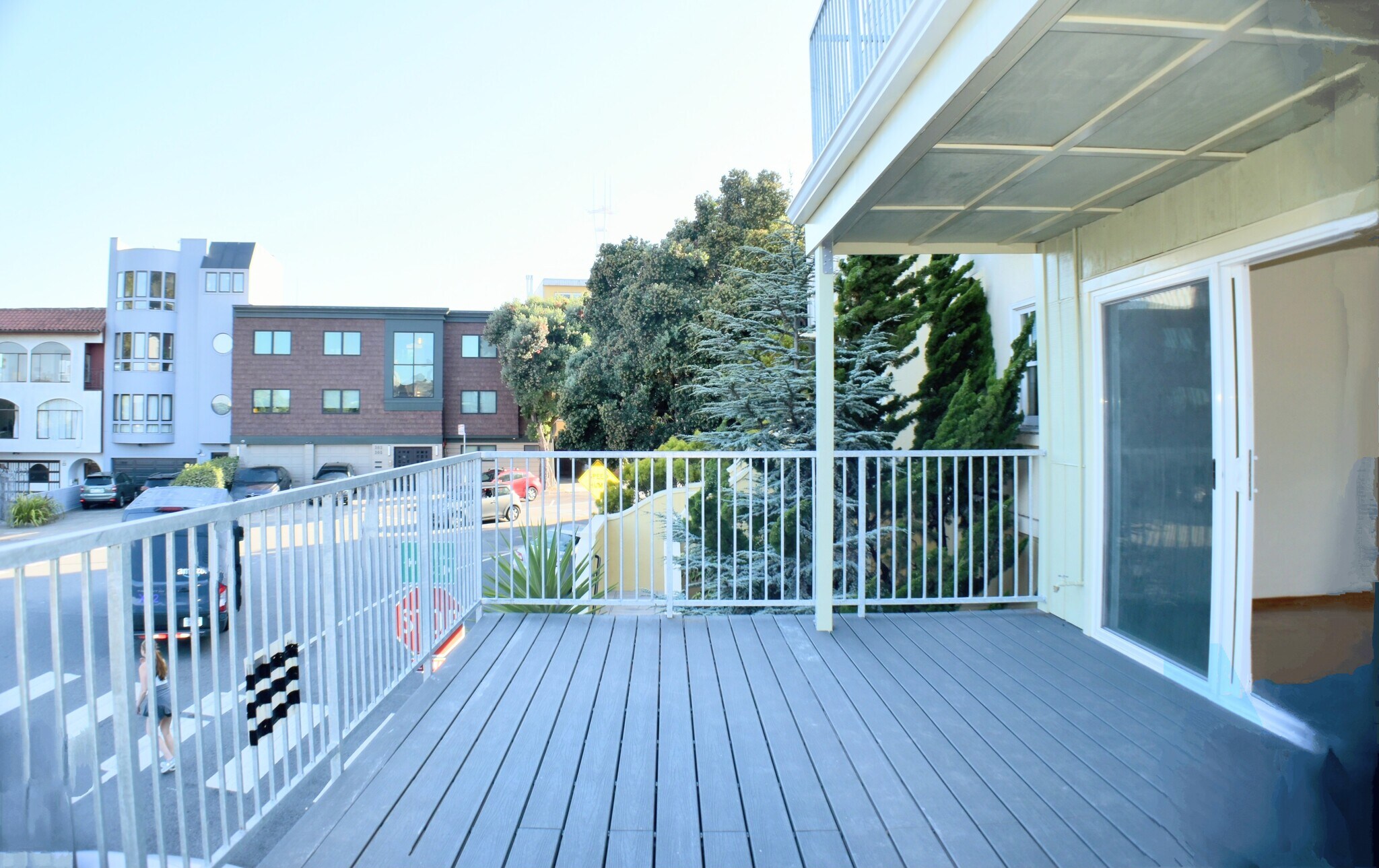 Building Photo - 286 Roosevelt Way