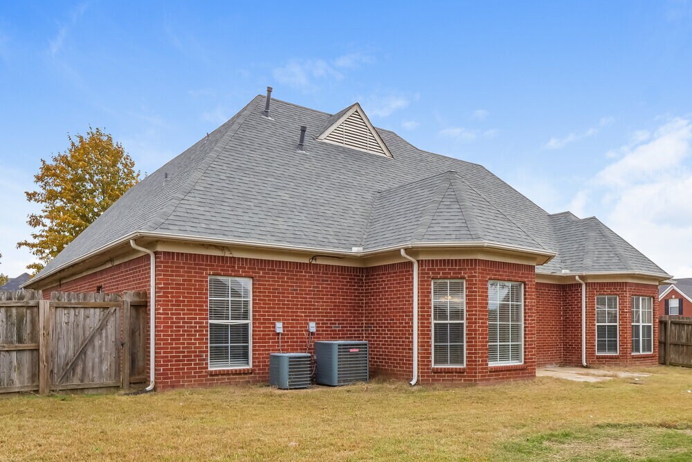 Building Photo - 5607 Antelope Cove