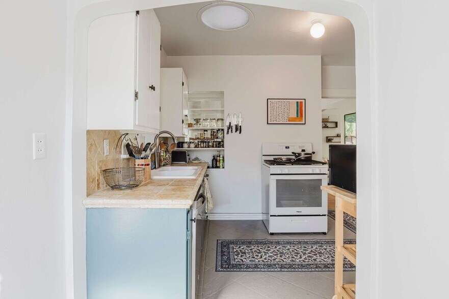 Building Photo - 3791 Latimer Pl