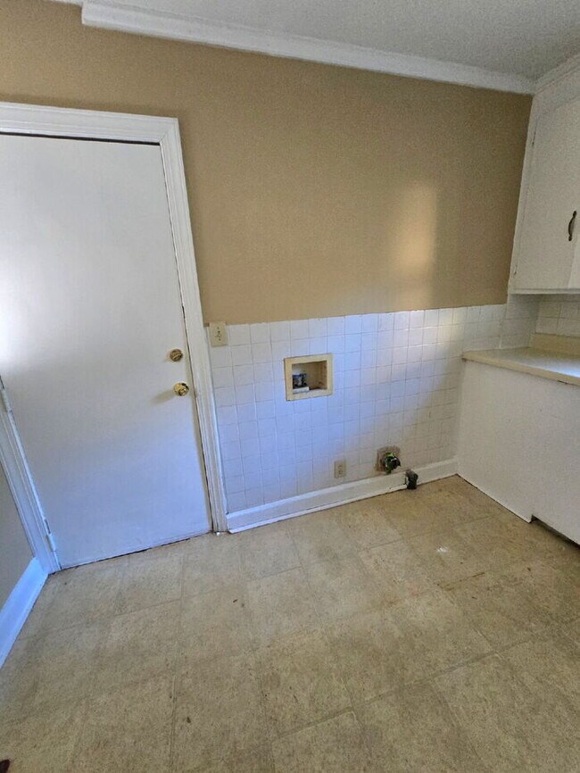 Building Photo - 336 Crosby Cir