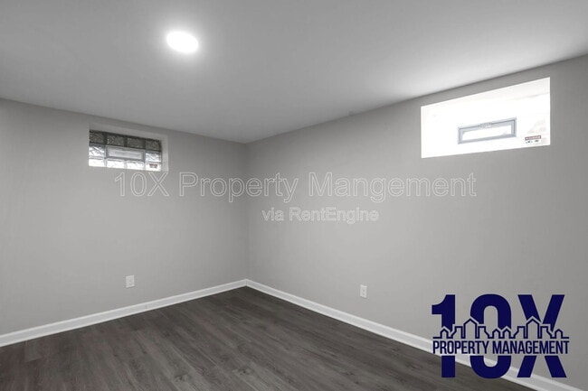 Building Photo - 2453 McGuffey Rd