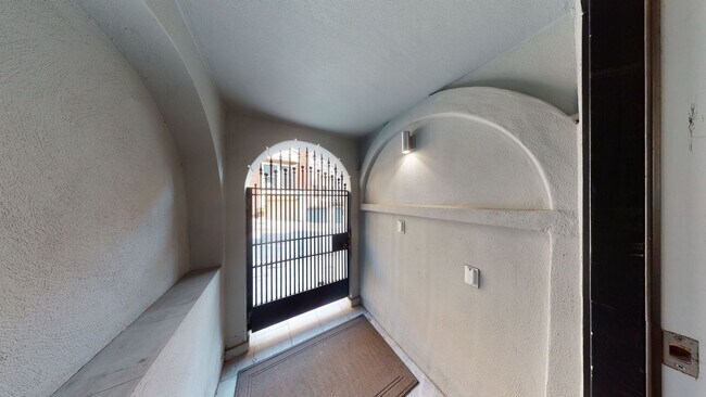 Building Photo - 29-29 Pleasant St