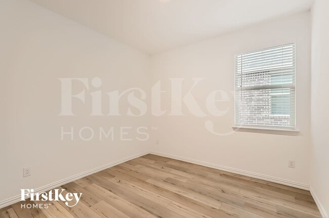 Building Photo - 5233 Rockrose Ln
