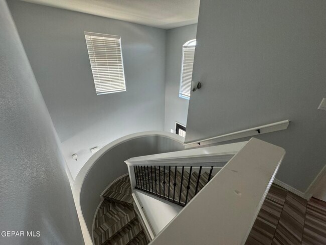 Building Photo - 5020 Gold Ranch Ave