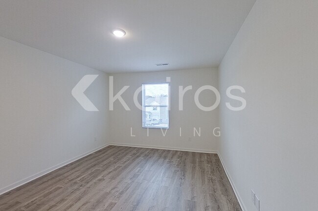 Building Photo - 124 Glory Dr