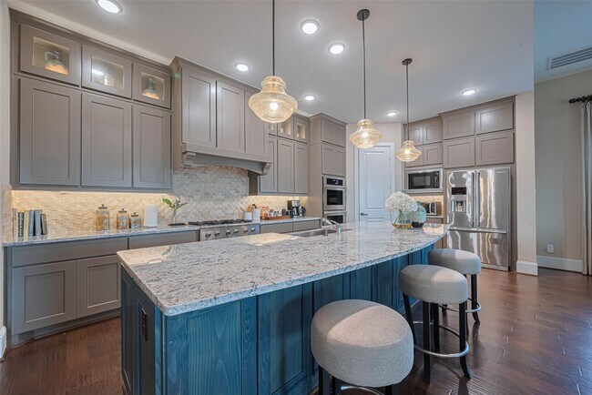 Building Photo - 2418 Sandhill Crest Ln