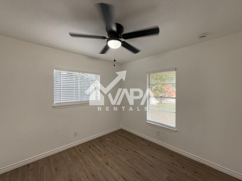 Building Photo - 4911 Casa Grande St