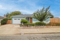 Building Photo - 459 Gloria Cir
