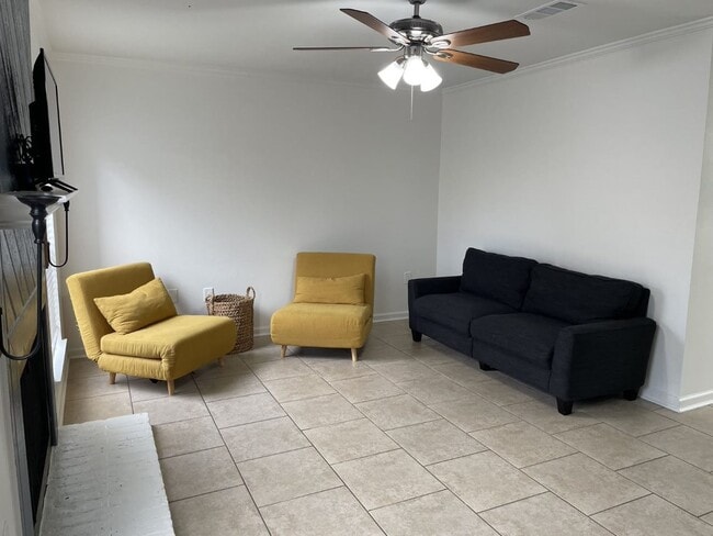 Building Photo - 978 Ridgepoint Ct