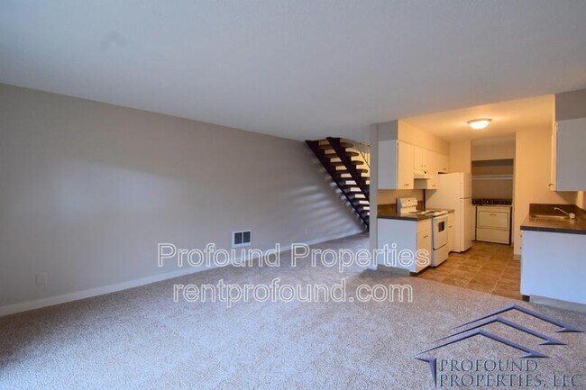 Building Photo - 6050 SW 130th Ave