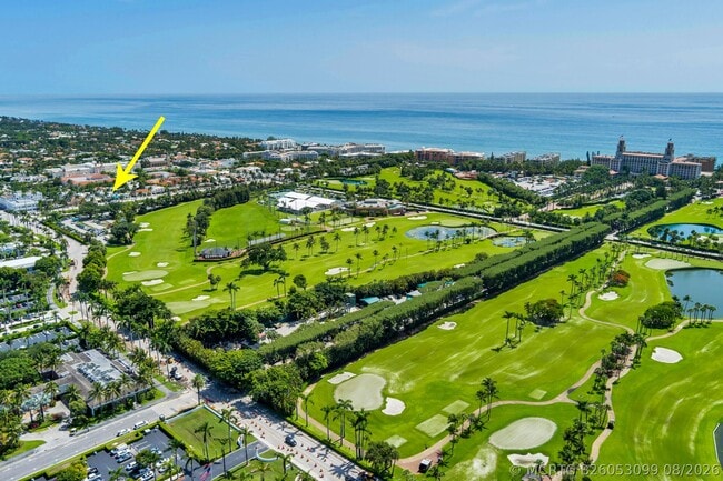 Building Photo - 255 Royal Poinciana Way