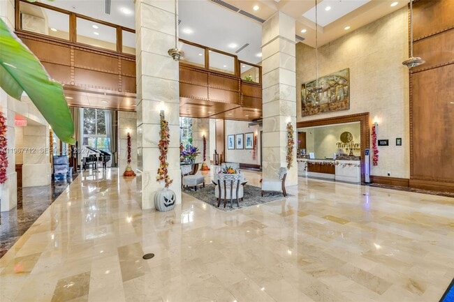 Building Photo - 19501 W Country Club Dr