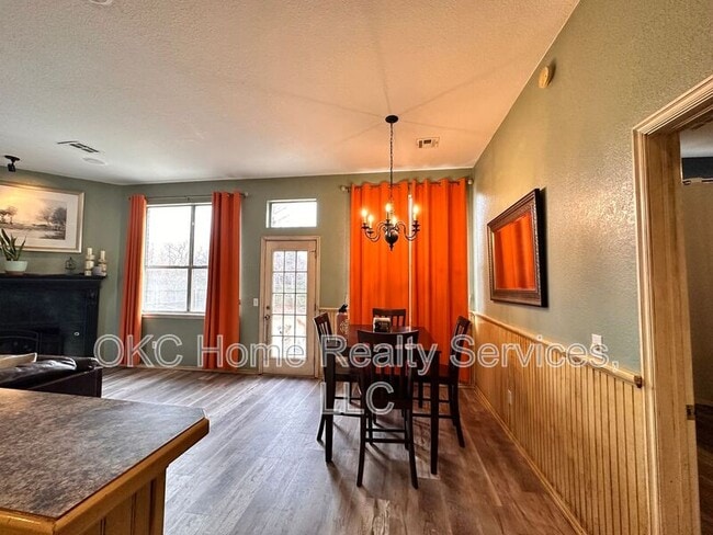 Building Photo - 10716 NW 31st Terrace